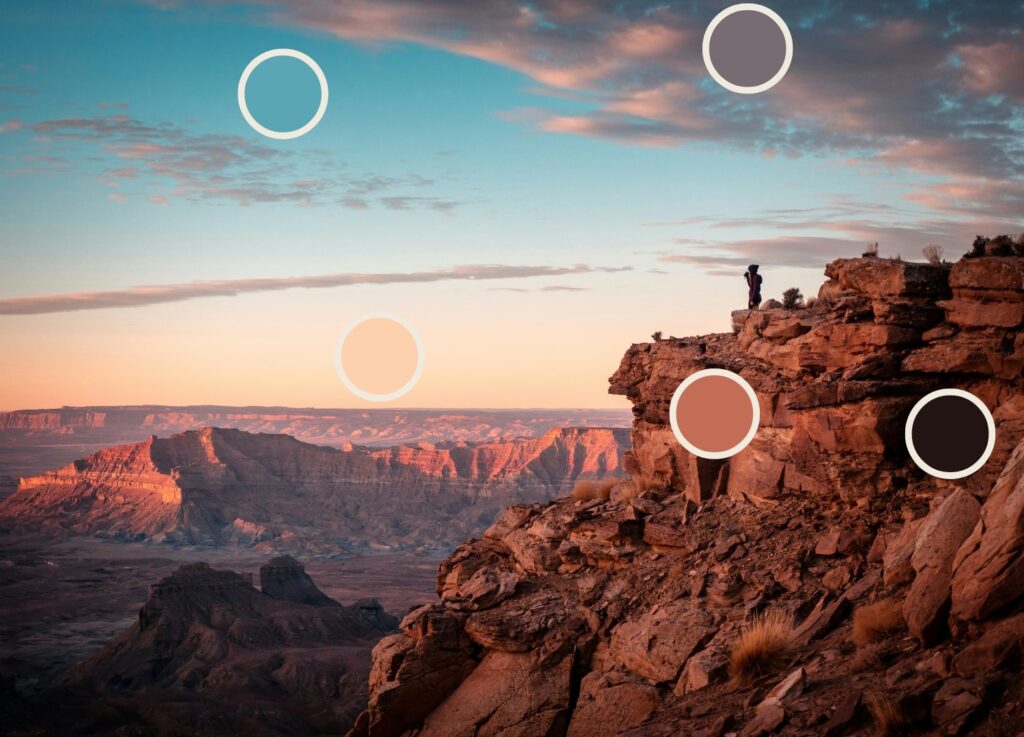 mélanges de couleurs à partir d'une photo de montagne